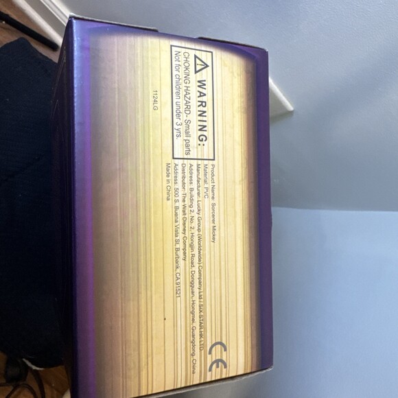 Disney D23 Sorcerer's Apprentice Mickey Mouse Magic & Mystery Figure 2024 - Picture 5 of 5